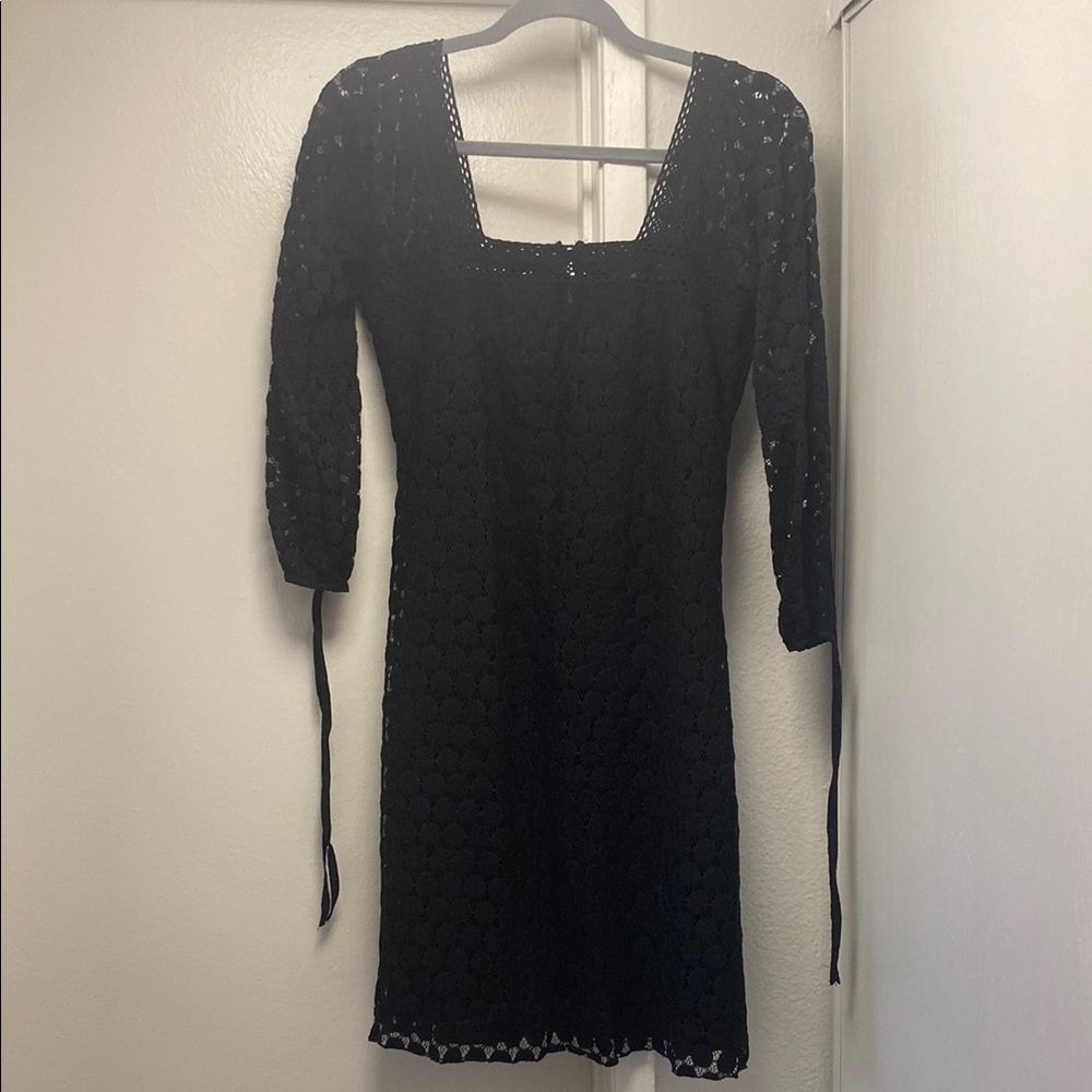 Solitaire Black Sheath Dress with Long Cuffed Sleeves for Cocktail